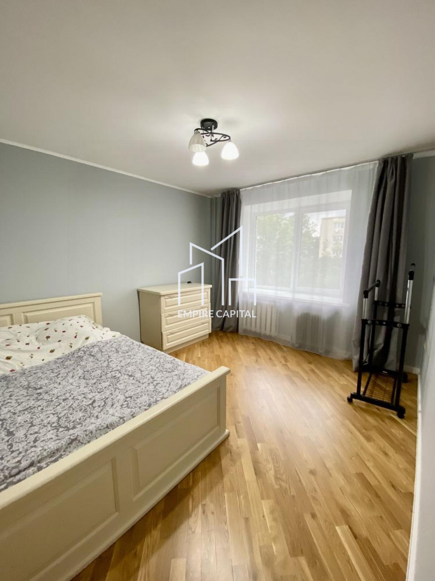 Оренда 3 кімнатної квартири, вул.Сластіона 58