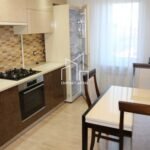 Оренда 4 кімнатної квартири,вул. Широка