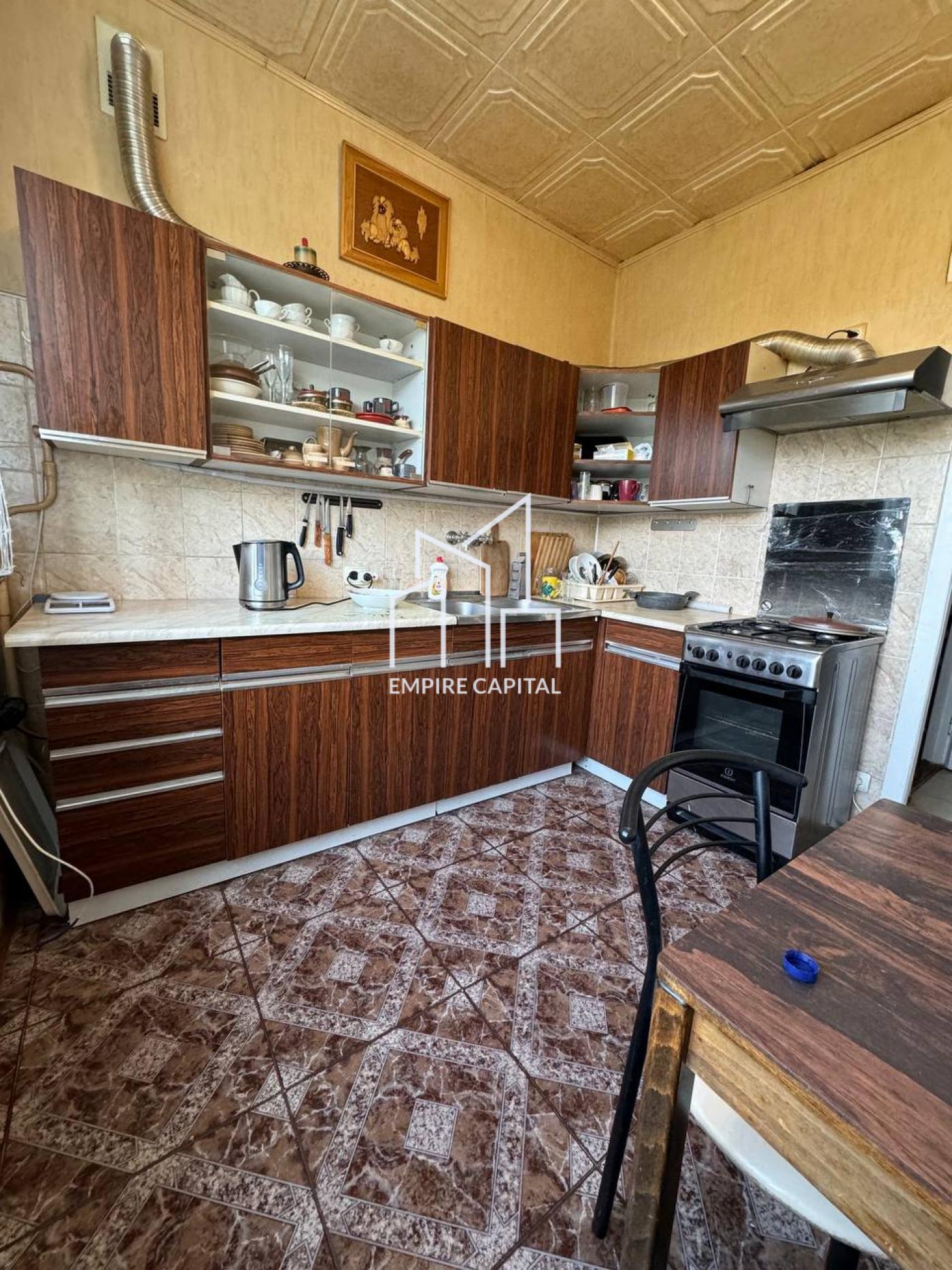 Продаж / Квартира / Олега Ольжича, Личаківський район, Львів