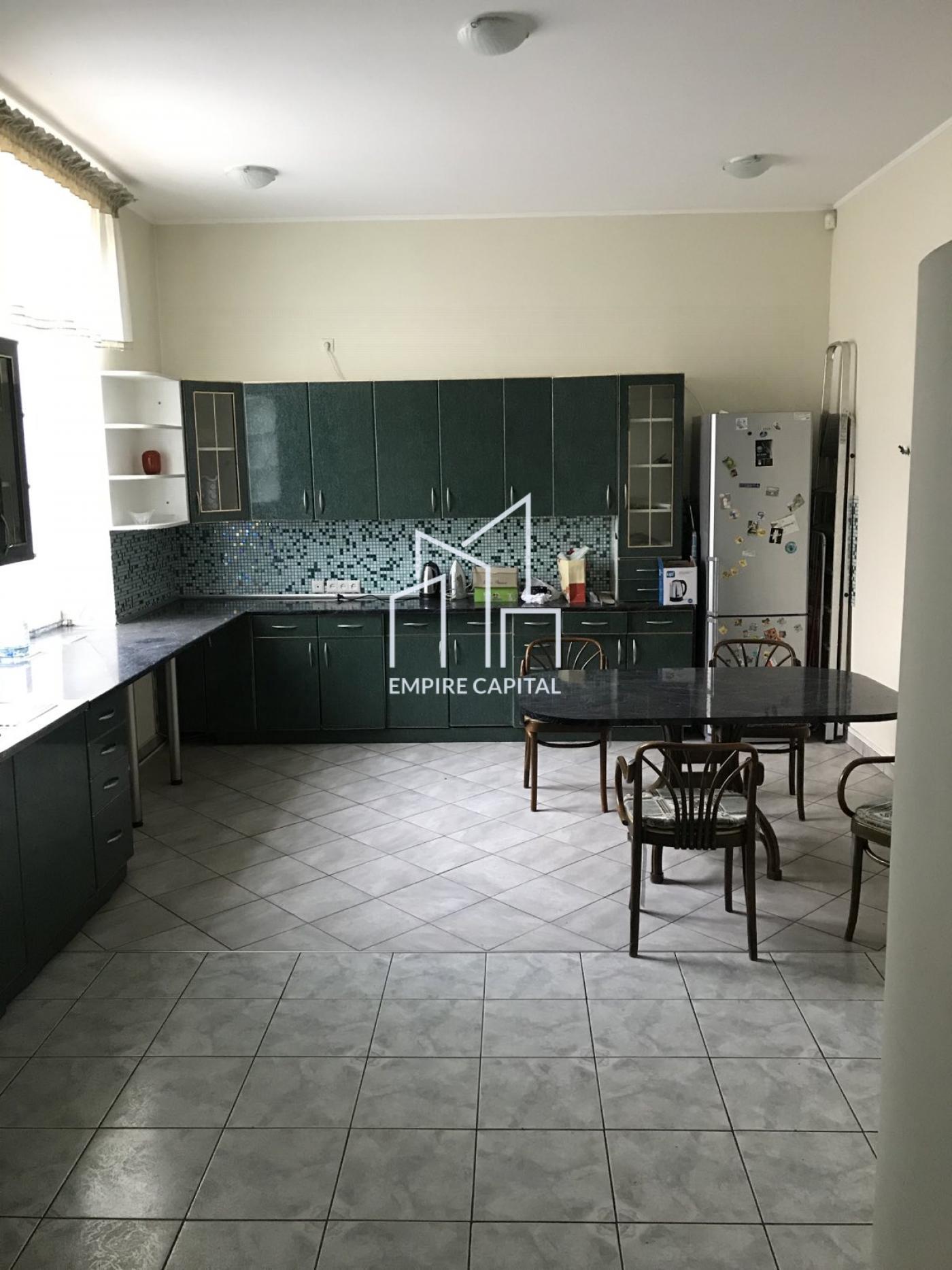 Оренда 3 кімнатної квартири, вул. Левицького