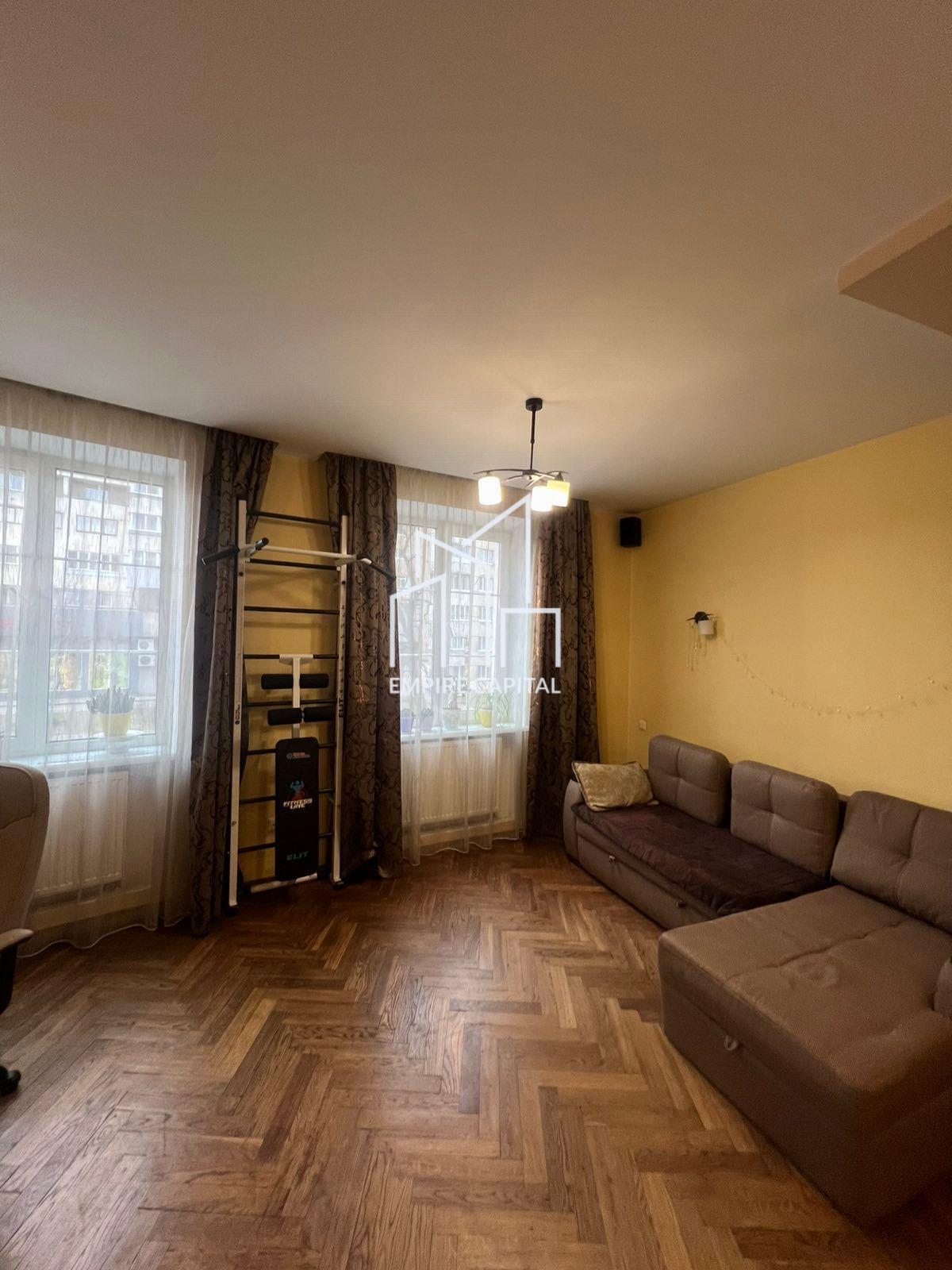 Продаж 2 кім. квартири, вул.Стрийська, Франківський р-н