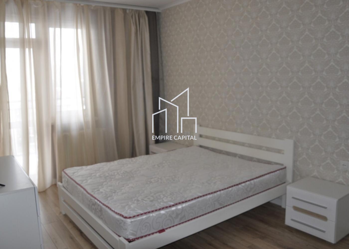 Продаж 3 кімнатної квартири, вул. Залізнична