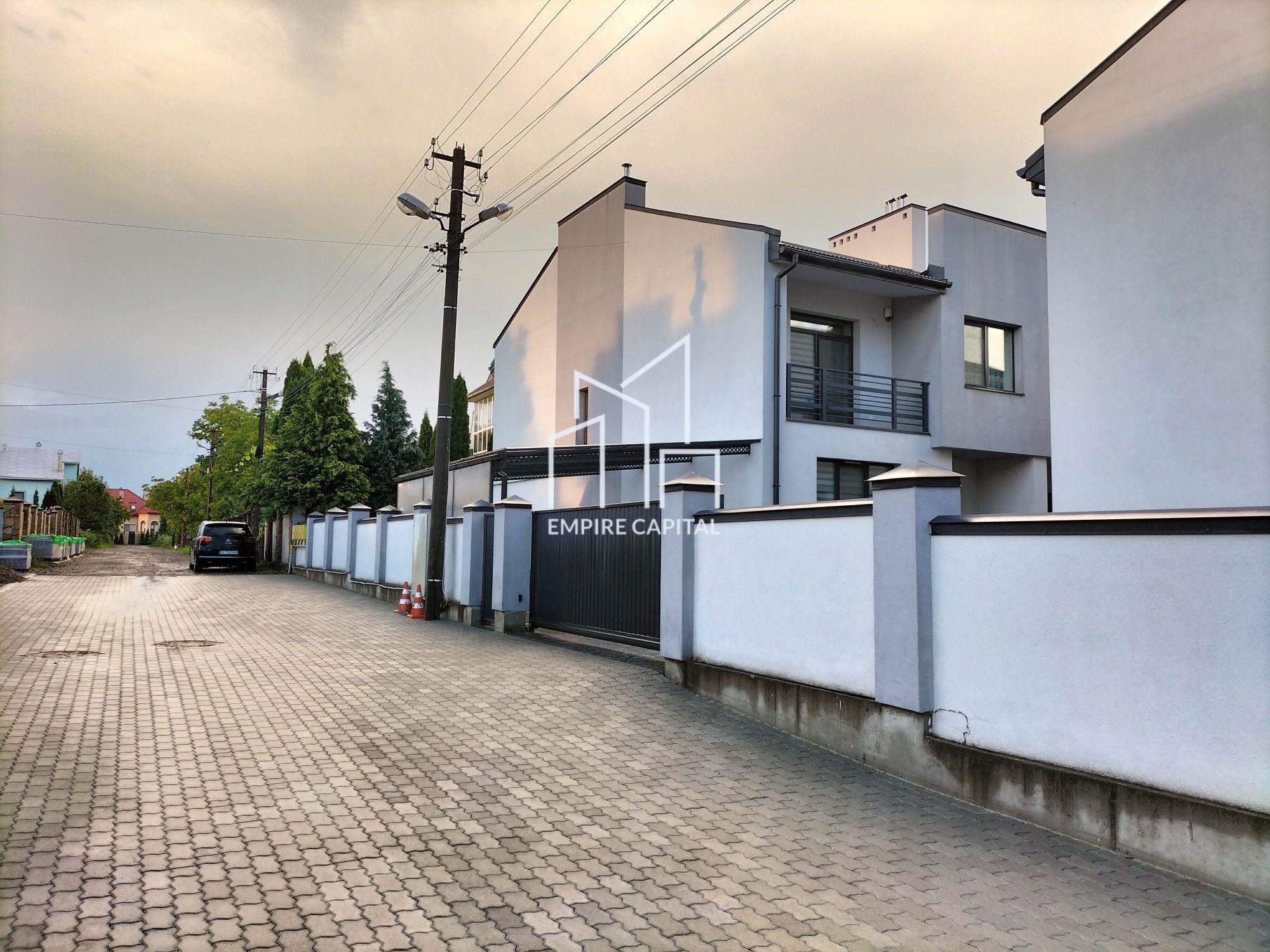 Продаж Котеджу з ремонтом, с.Холодновідка