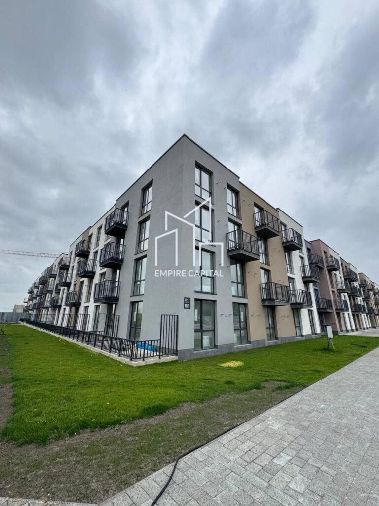 3-к з двома санвузлами та балконом | Park Side, 103 м²