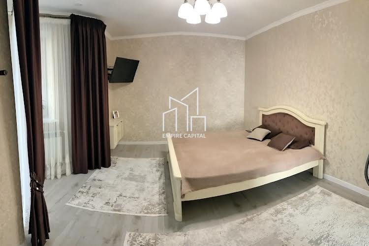 2-к з ремонтом і автономією | вул. Лісна, Зубра | 59 м²