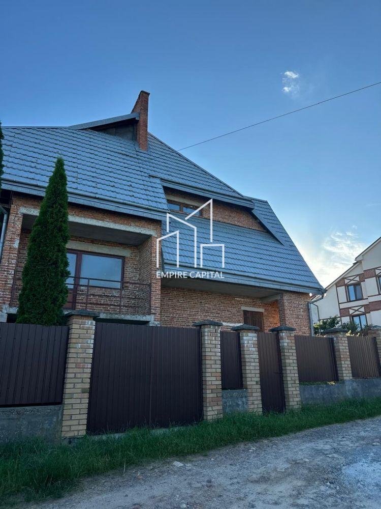 Просторий будинок у Дублянах | 282 м² + гаражі | 10 соток