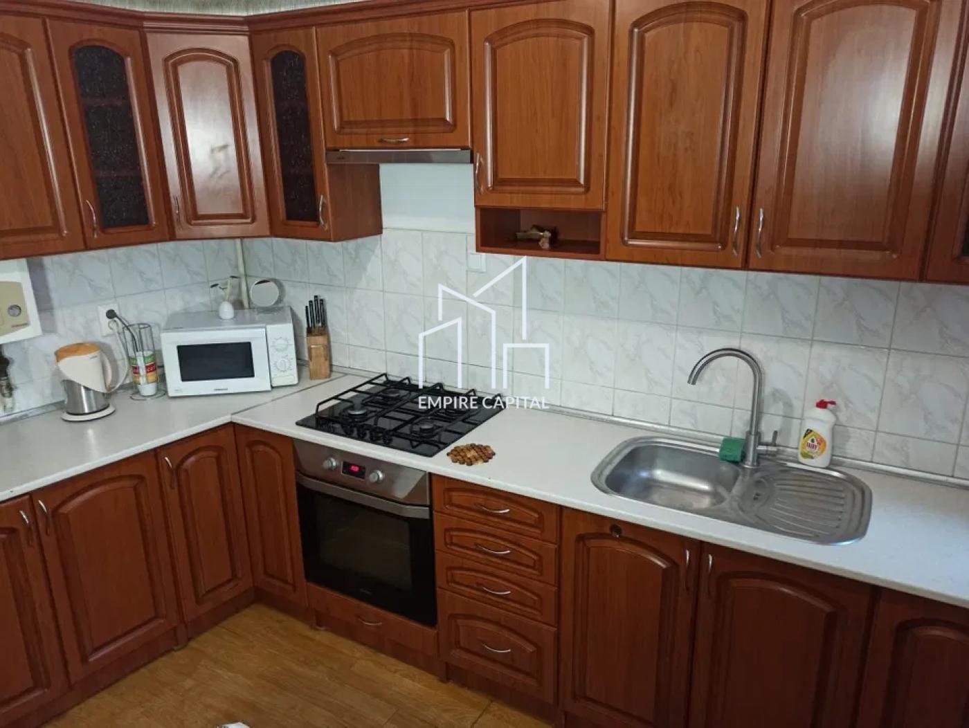 Оренда 4 кімнатної квартири, вул.Римлянина