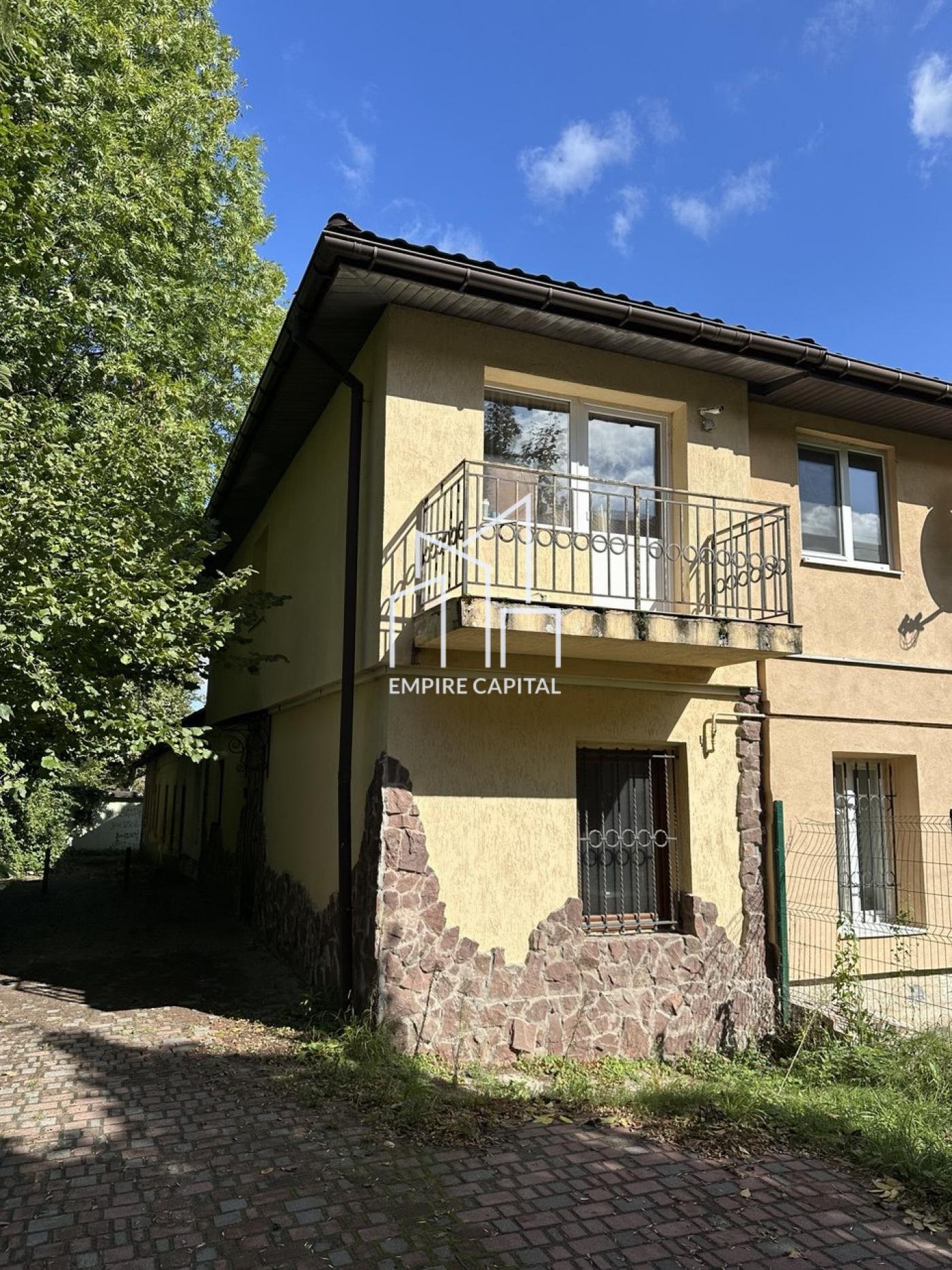 Без комісії Продаж 3 кімнатної квартири, вул. Карпинця