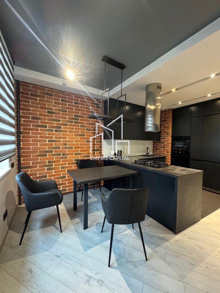 Сучасна 2-кімнатна квартира по вул. Червоної Калини