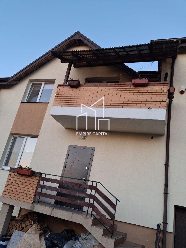 Сучасний 2-поверховий котедж з ремонтом | 3 спальні + гараж | Солонка