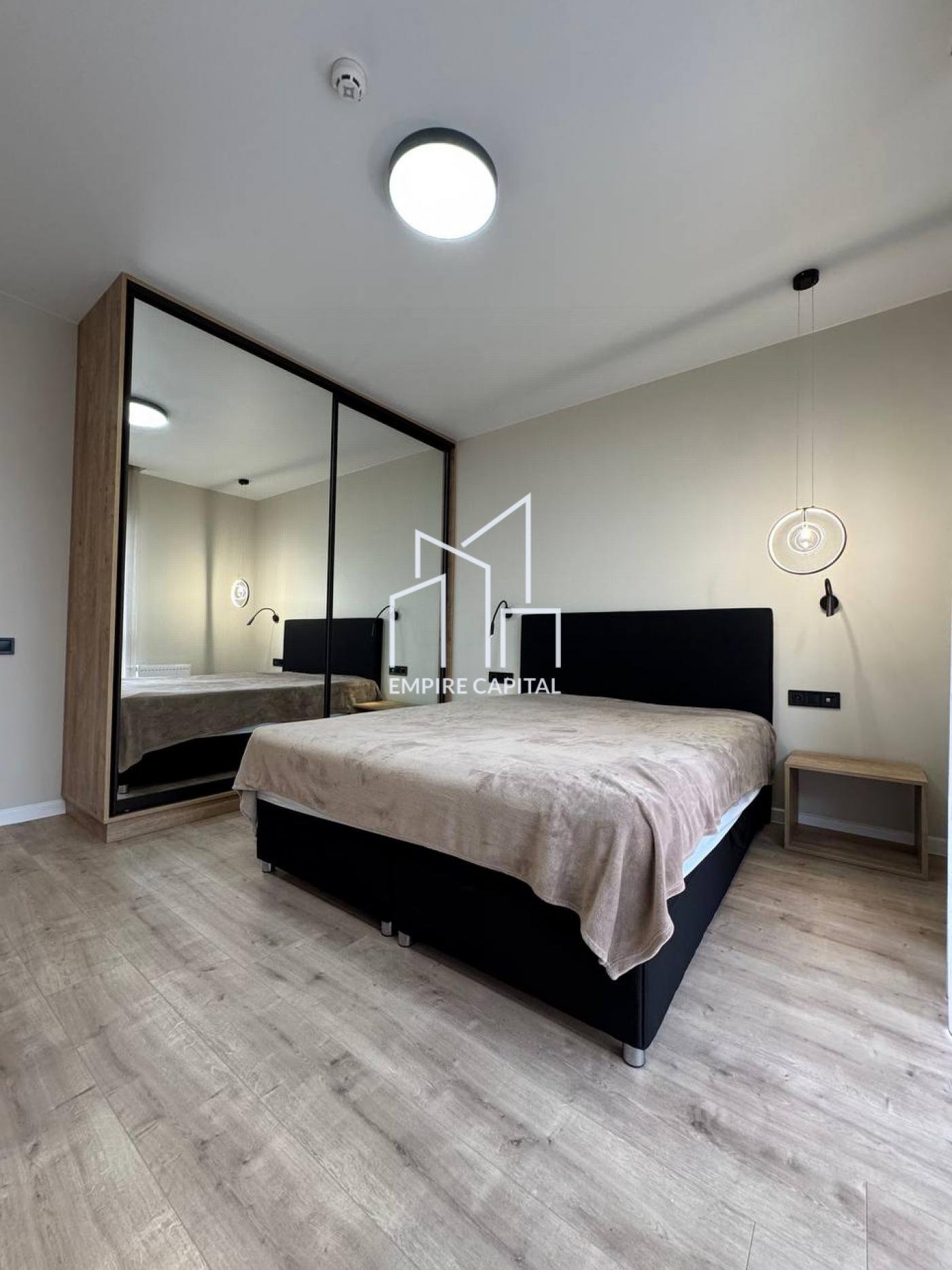 Без комісії 2-к квартира з кухнею-студією | Батуринська 2а | 89 м²