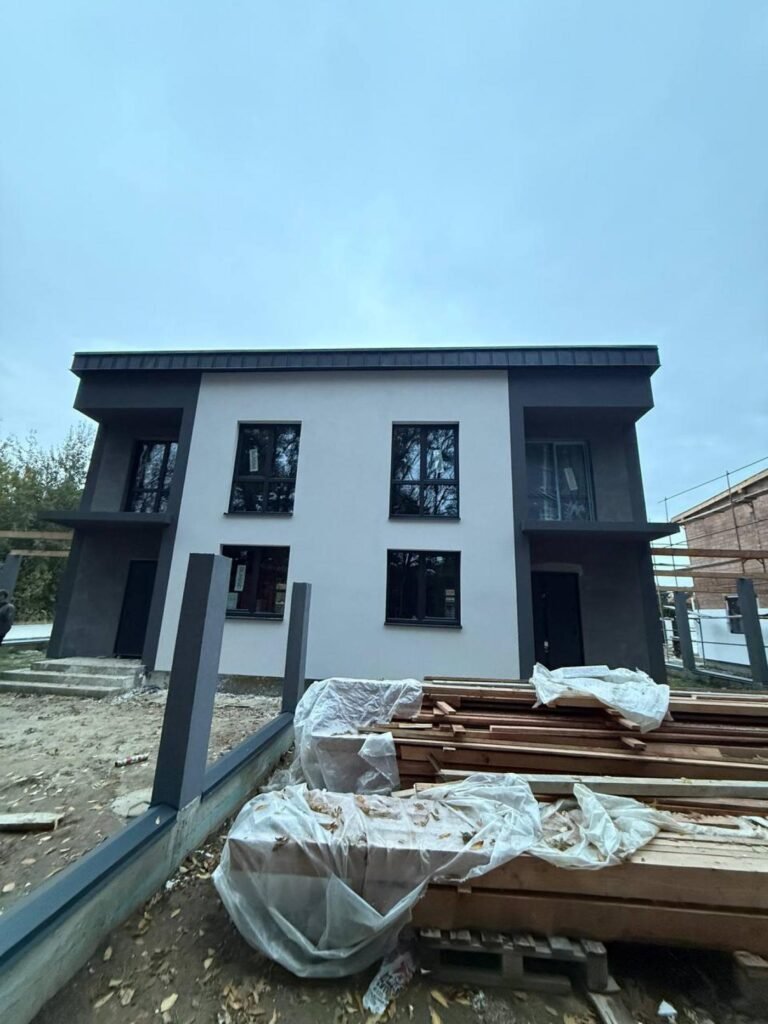 Продаж дуплексу в с Конопниця, 110м²
