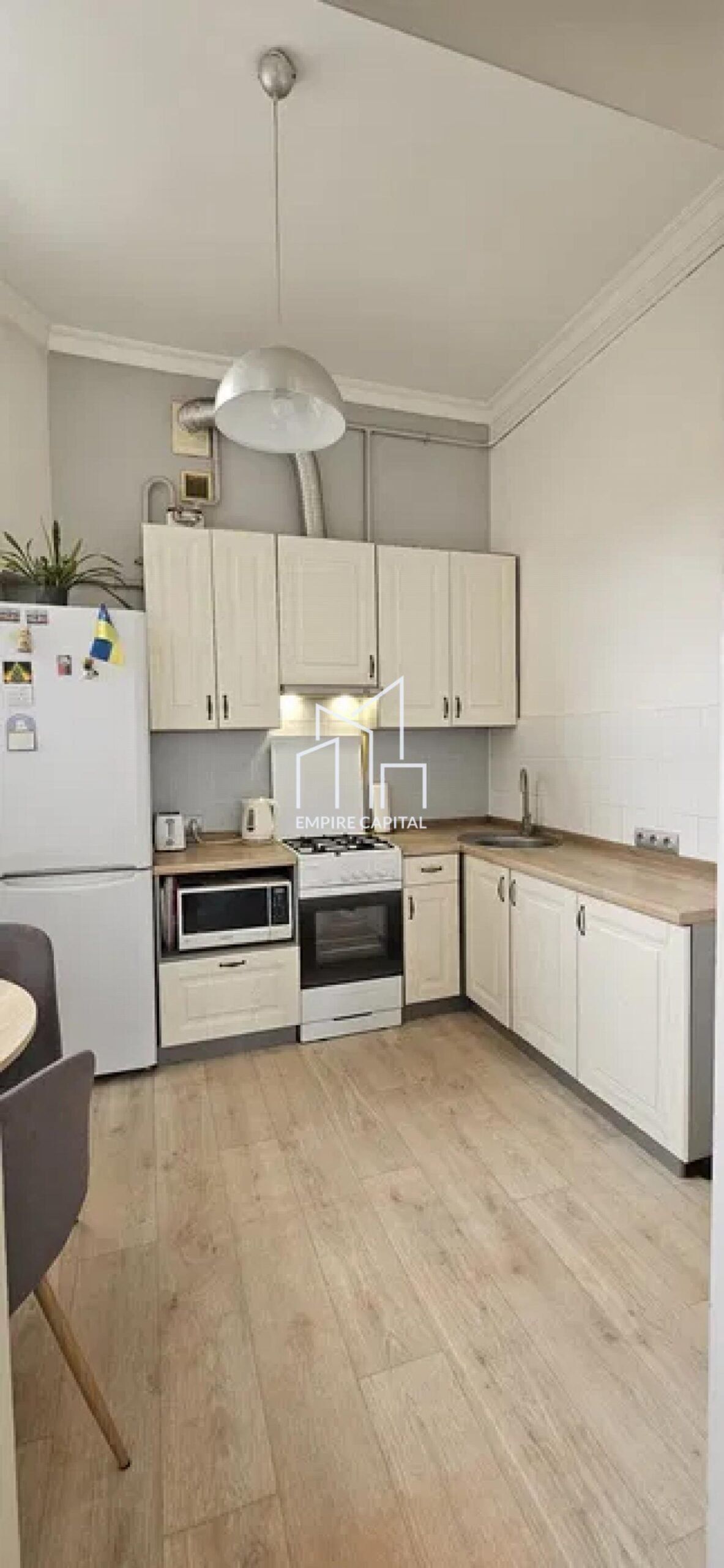 Продаж 2-к квартири по вул. Личаківська, 48м²