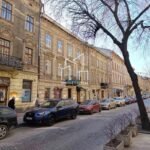 Продаж 2-к квартири вул. Пекарська| 54 м² під ремонт