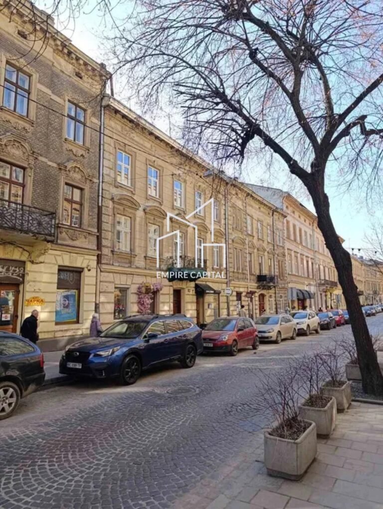 Продаж 2-к квартири вул. Пекарська| 54 м² під ремонт