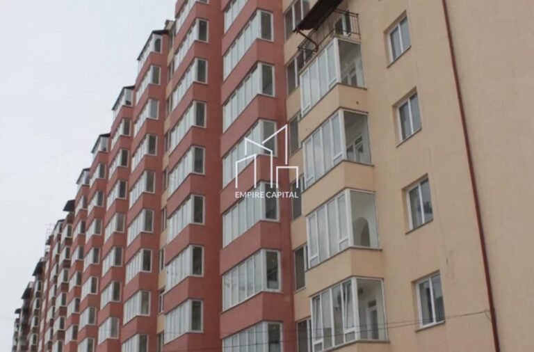 Продаж 2-к квартири по вул.Б.Антонича, 70м²