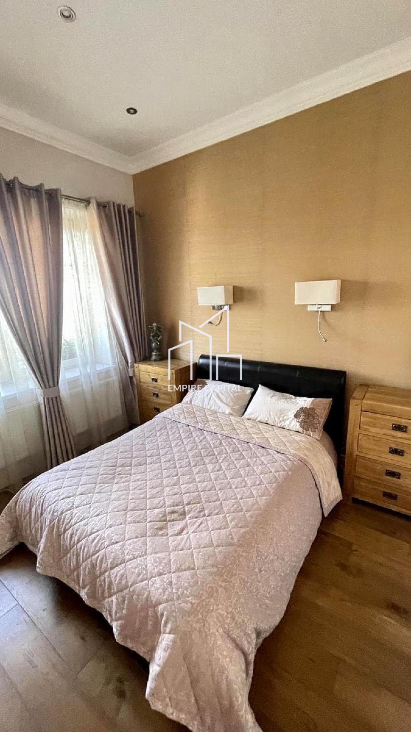 Продаж 4-к картири по вул.С. Петлюри,100 м²