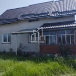 Продаж будинку з ділянкою в с. Милятичі