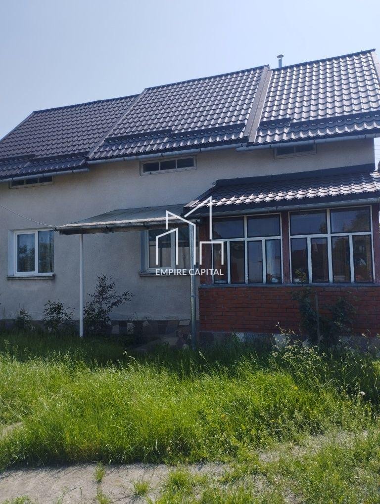 Продаж будинку з ділянкою в с. Милятичі