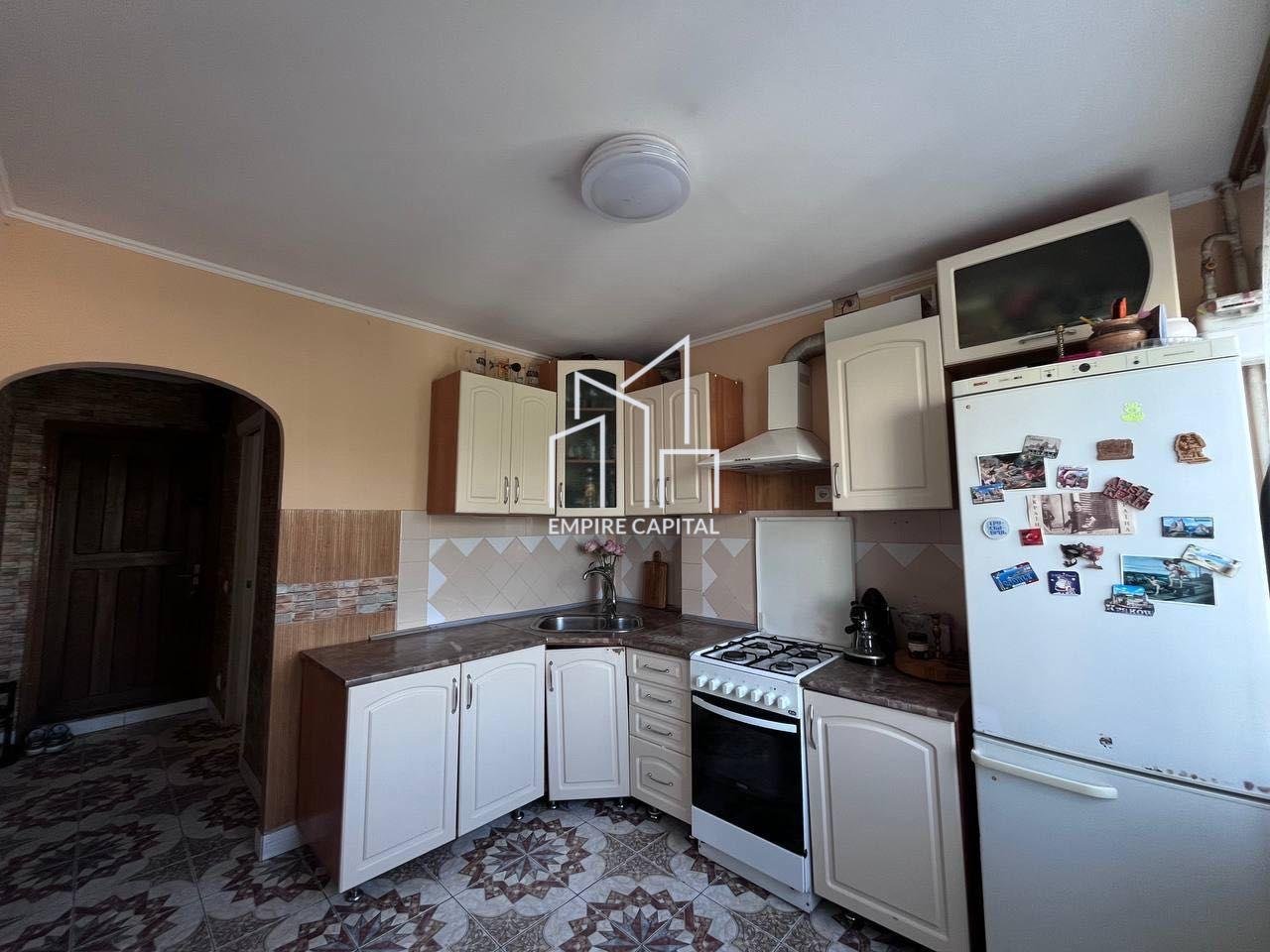 Продаж 3-к квартири по вул.Наукова