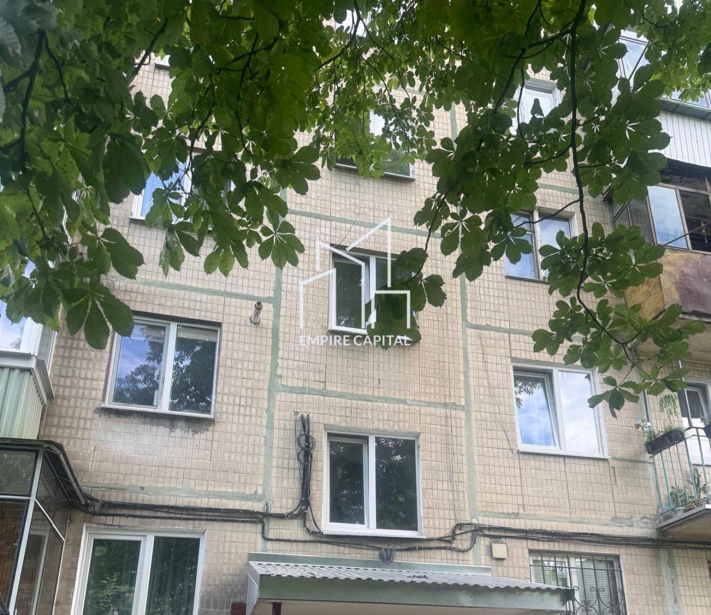 Продаж 2-к квартири по вул. Яворницького