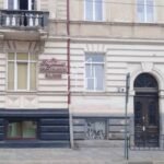 Продаж 2-к квартири по вул. І. Франка, 41м²