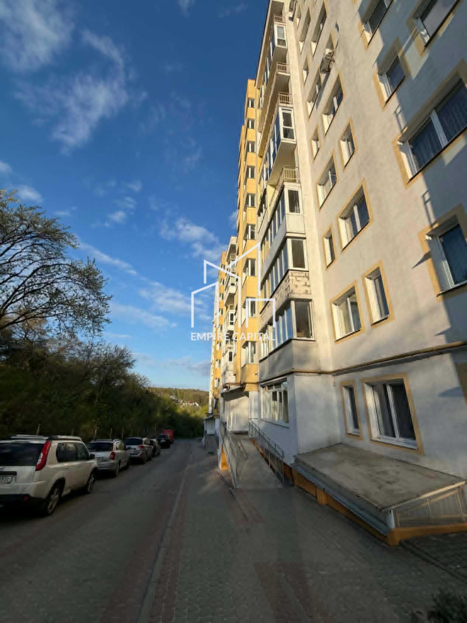 Продаж 3-к дворівневої квартири по вул.Лисеницька, 98.60 м²