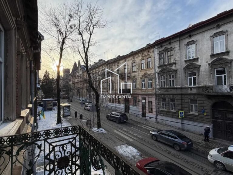 Продаж 4-к квартири по вул.Г.Чупринки