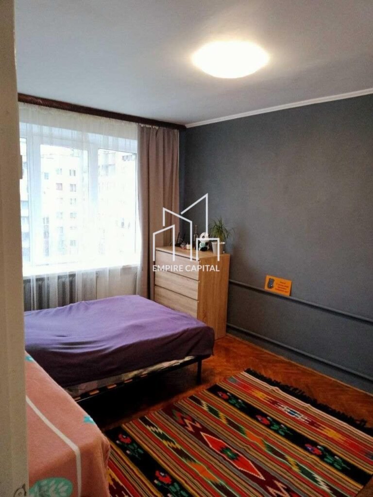 Продаж 1-к квартири по вул. Наукова