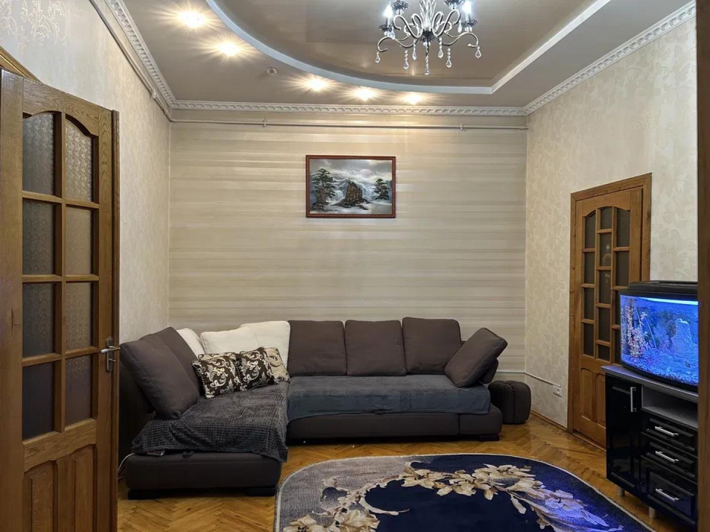 Оренда 4 кімнатної квартири, вул.Римлянина