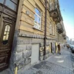 Продаж 3-к квартири по вул. Лисенка
