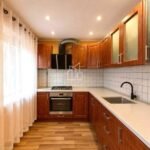 Продаж 3-к кватири по вул. Патона