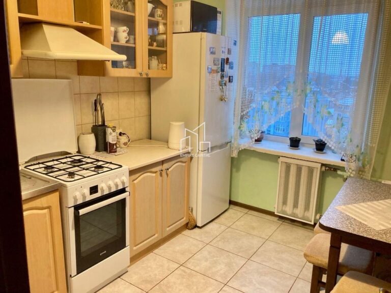 Продаж 2-к квартири по вул. Миколайчука