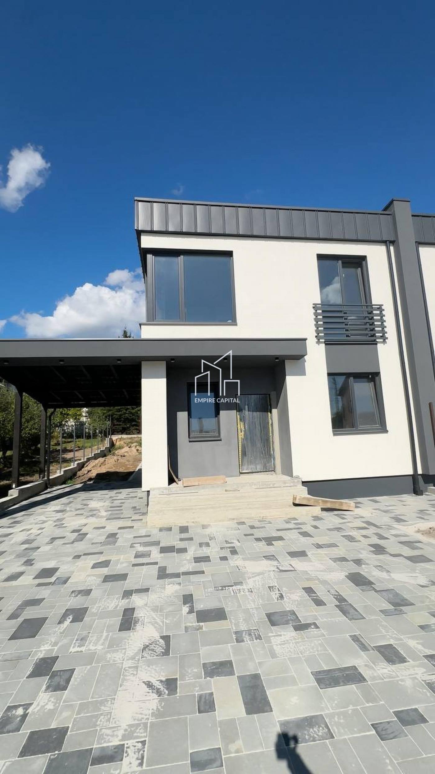 Продаж сучасного дуплексу без комісії в Рясне-Руському