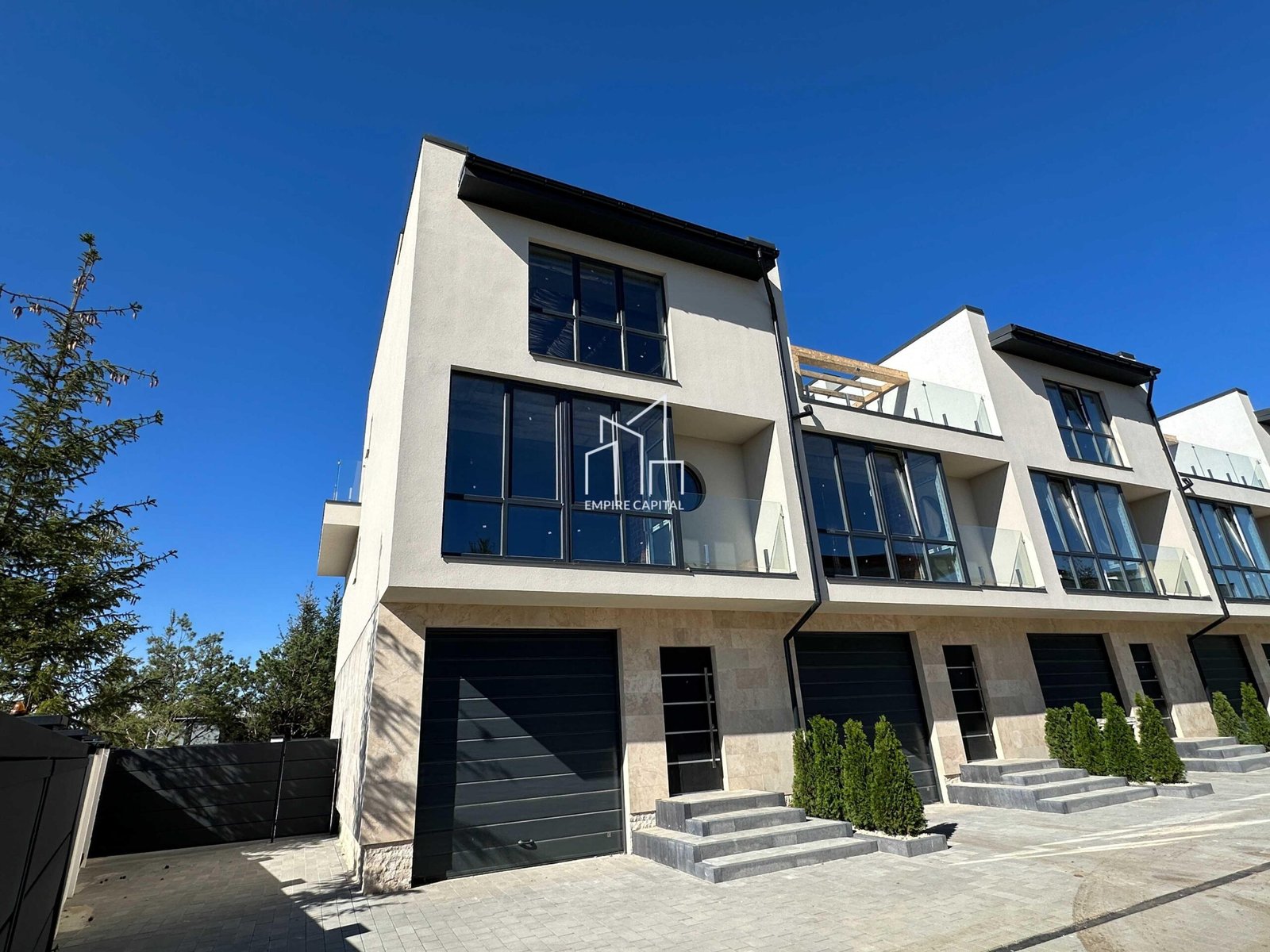 Кутовий котедж у British Village | Сокільники | 185 м² |