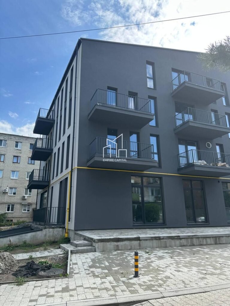 Продаж 2-к квартири по вул. Меблярська