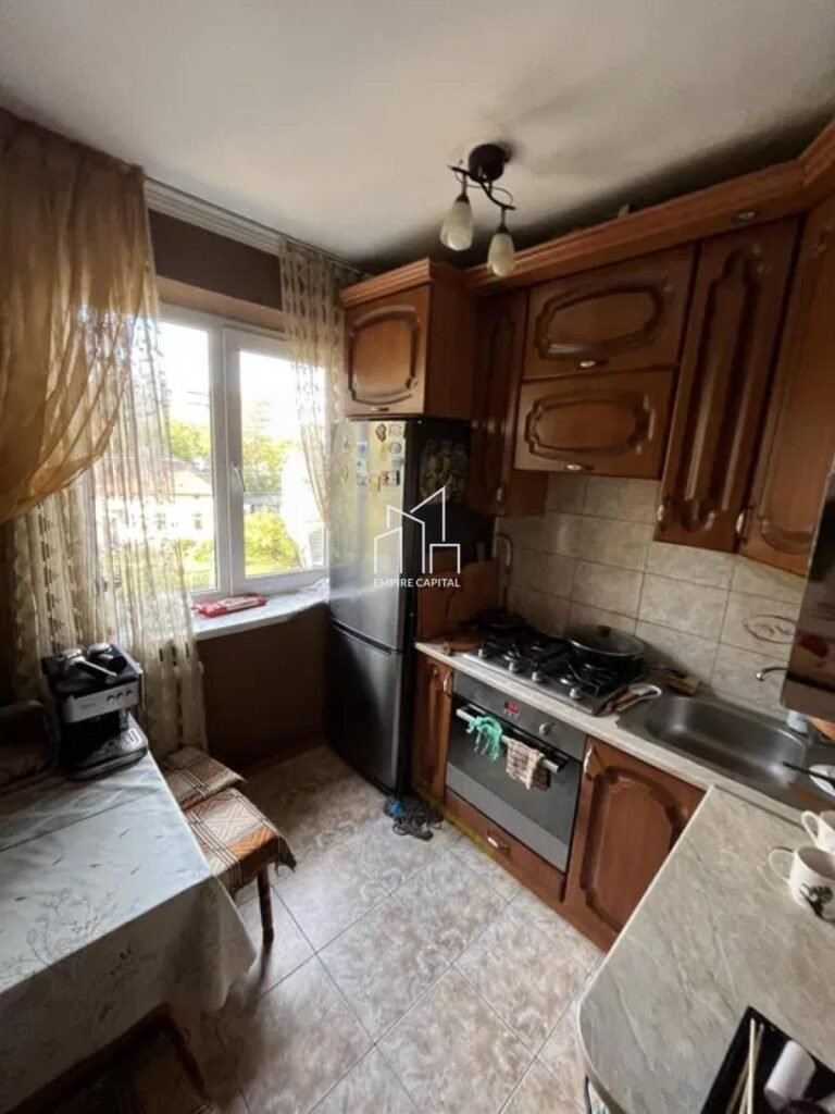 Продаж 3-к квартири по вул. Липинського