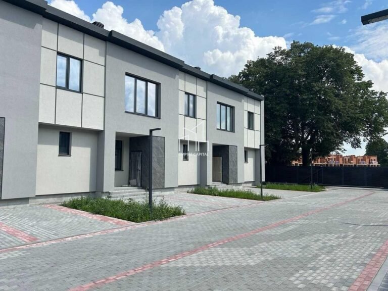 Продаж танхаусу в с.Бірки