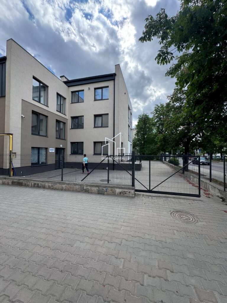 Продаж комерційного приміщення вул. Левандівська