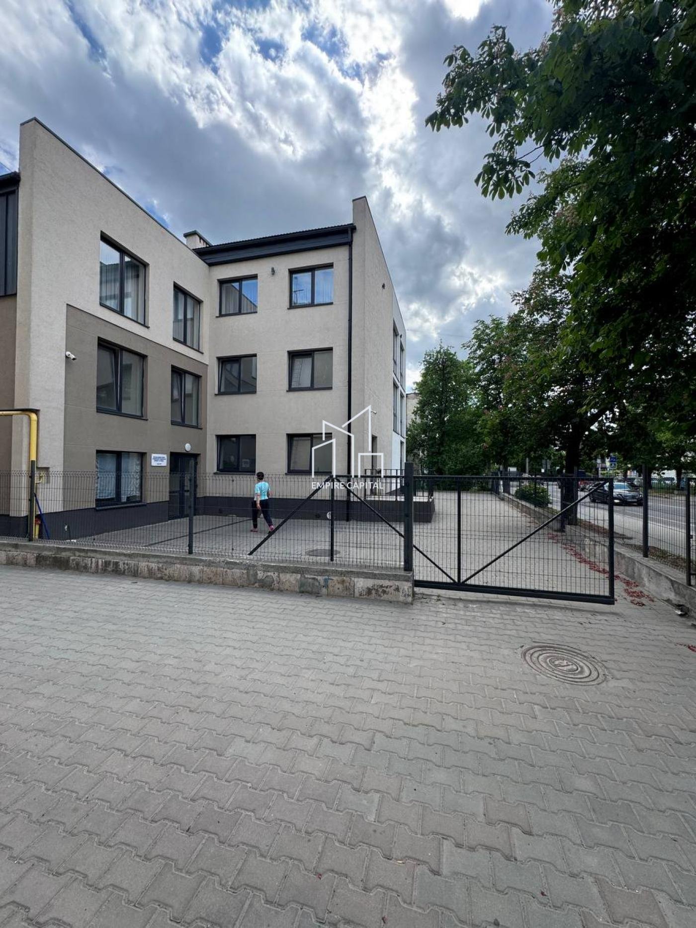 Продаж комерційного приміщення вул. Левандівська